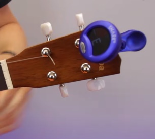 use a guitar tuner for Ukulele
